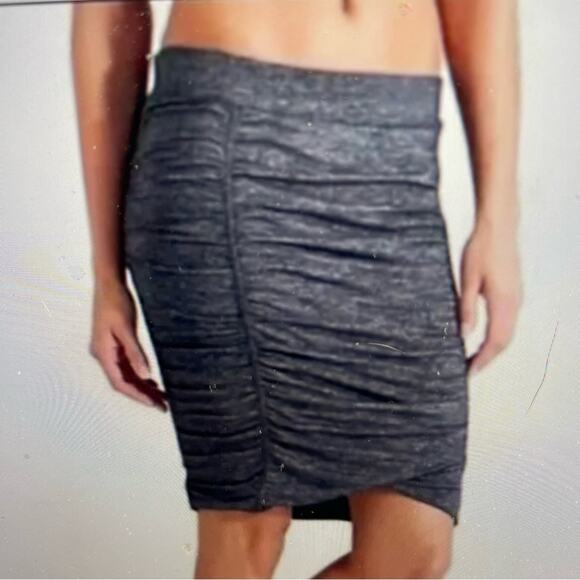 Athleta Black Ruched Knit Bodycon Skirt Medium - Picture 1 of 8